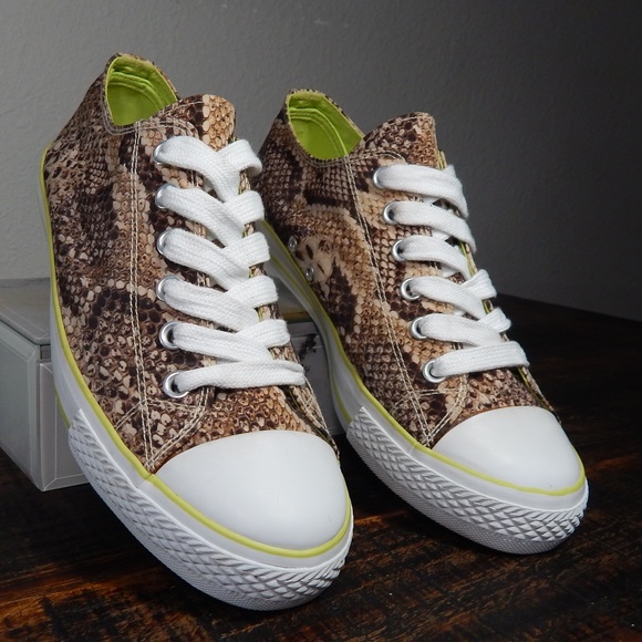 Beverly Feldman Snake Print Low-Top Sneakers - Picture 3 of 7